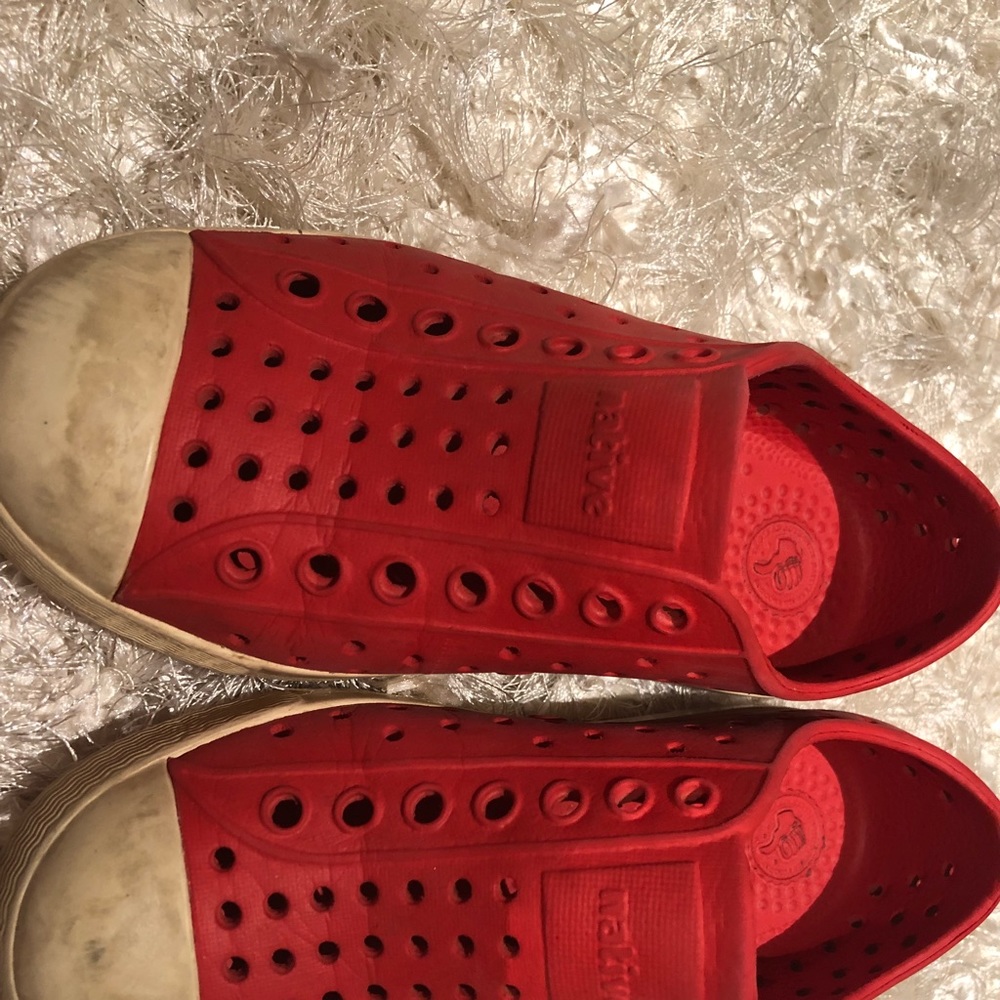 Native shoes - Picture 2 of 6